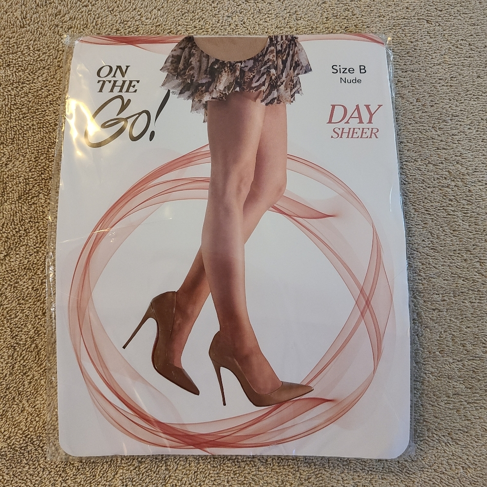 On the Go Nude Pantyhose